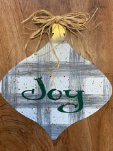 Load image into Gallery viewer, Fancy Ornament